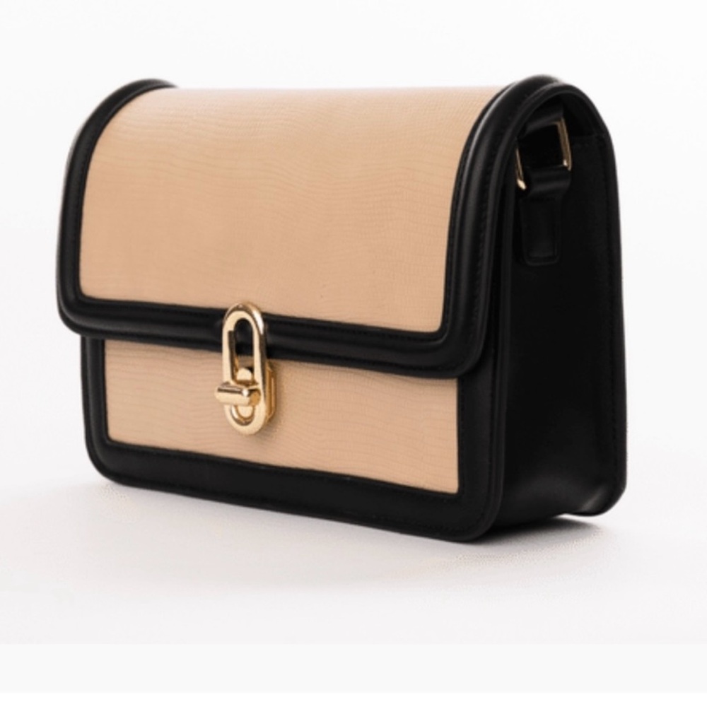 Jules Kae Mia bag Black and Tan Crossbody Bag